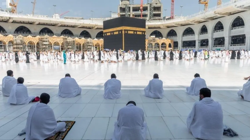 السعودية ترفع الطاقة الاستيعابية للمسجد الحرام في شهر رمضان