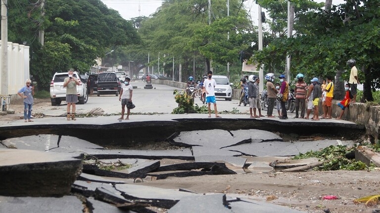 إعصار جديد يهدد إندونيسيا