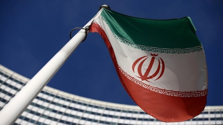 مسؤول إيراني يكشف للمرة الأولى عن سرقة وثائق نووية إيرانية