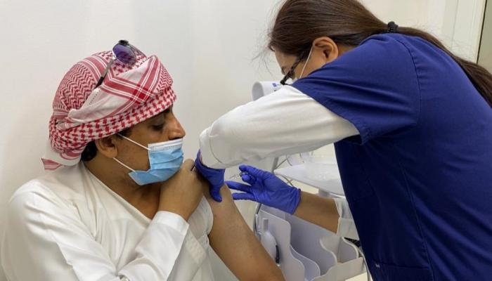 الإمارات تتخطى توزيع 10 ملايين جرعة لقاح كورونا