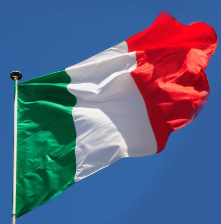 ايطاليا: انخفاض ملموس بعدد اصابات كورونا اليومية