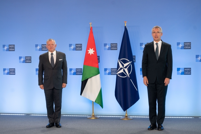 الملك يشيد بالعلاقة المتميزة بين الأردن وحلف الناتو