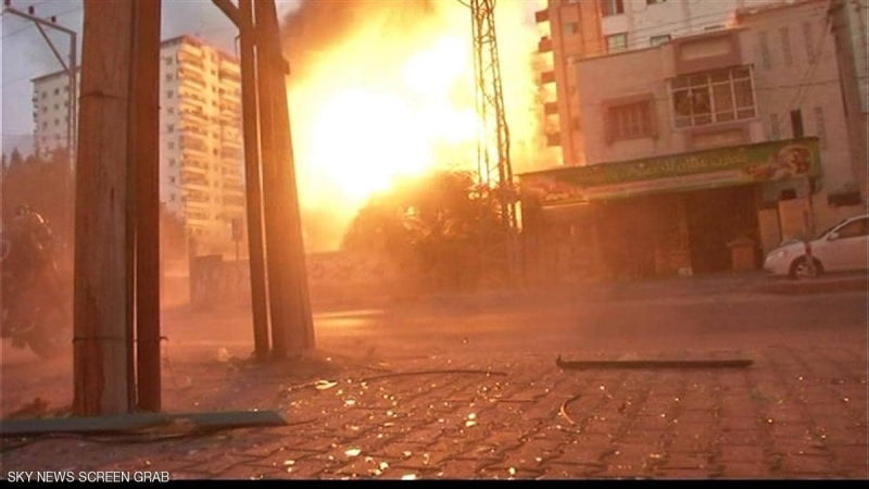 مقاتلات الاحتلال الإسرائيلية تدمر برج الشروق بمدينة غزة