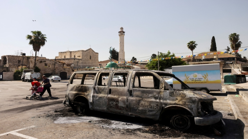 إحباط محاولة لإحراق المسجد العمري في اللد وتحطيم محال تجارية في يافا