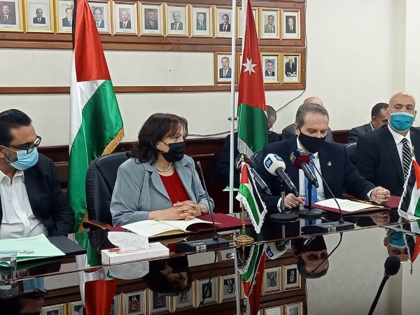 توقيع اتفاقية بين وزارتي الصحة الاردنية والفلسطينية