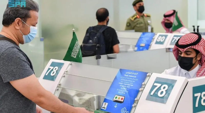 السعودية تمدد صلاحيات إقامات الوافدين والتأشيرات إلى 30 سبتمبر