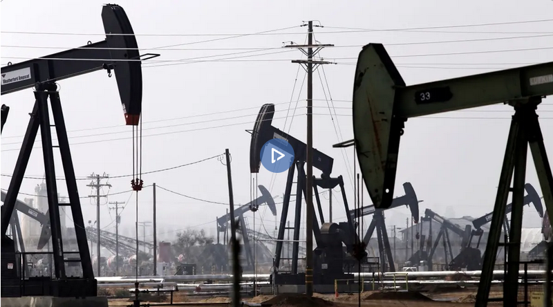 أسعار النفط تواصل خسائرها