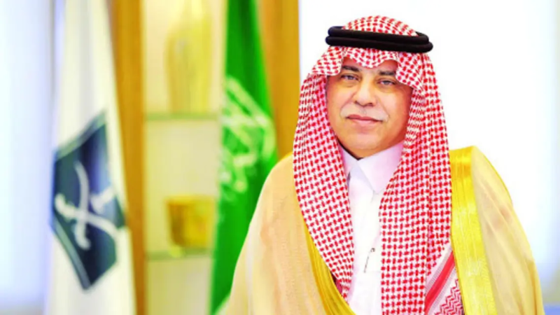 وزير الإعلام السعودي : الدولة جادة في إیجاد حلول جذریة للقضاء على التستر التجاري
