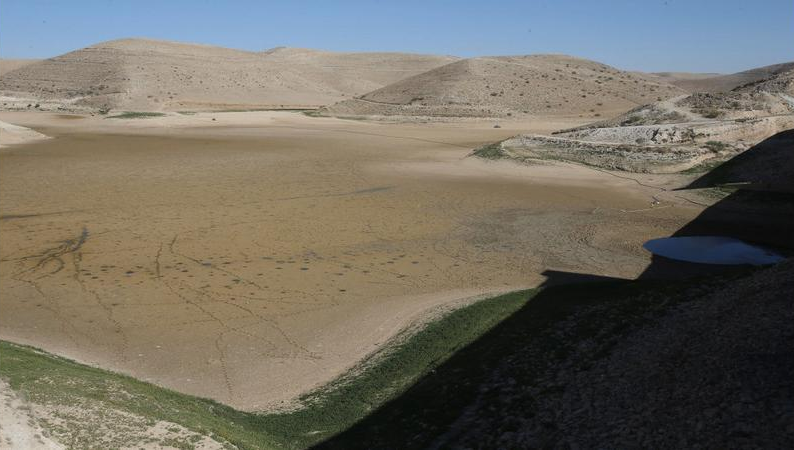 مساعد الأمين العام لسلطة وادي الأردن يرد على وزير مياه سابق