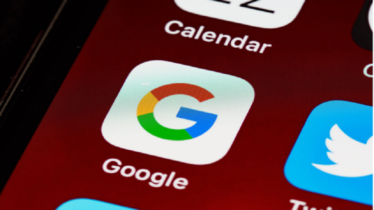 غوغل تحظر 150 تطبيقا ينبغي على الملايين من مستخدمي أندرويد حذفها فورا!