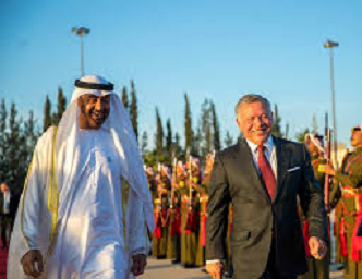 الملك يهاتف ولي عهد أبوظبي مهنئا بعيد الاتحاد الخمسين لدولة الإمارات