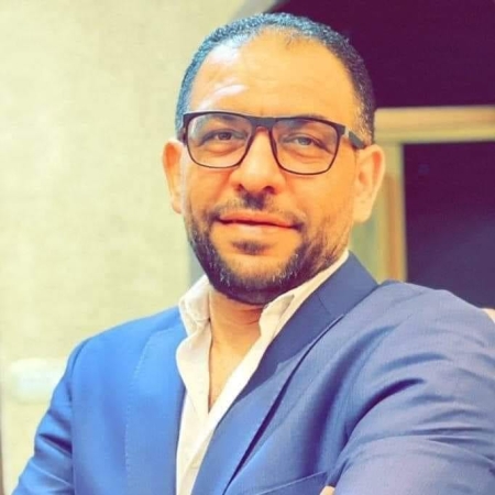 وزير الدولة لشؤون الإعلام ينعى الزميل الصحفي خالد فخيدة
