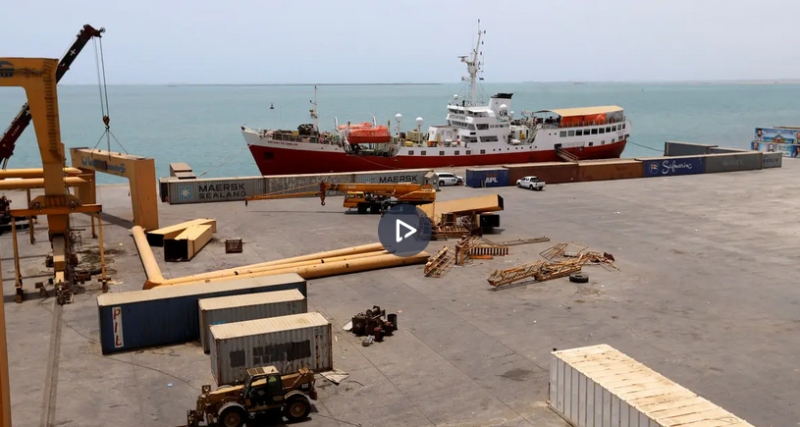 التحالف: قرصنة الحوثي للسفن كانت بتخطيط الحرس الثوري