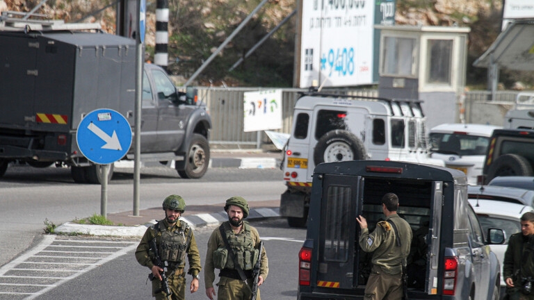 جيش الاحتلال يعلن مصرع ضابطين بالقرب من معسكر في غور الأردن