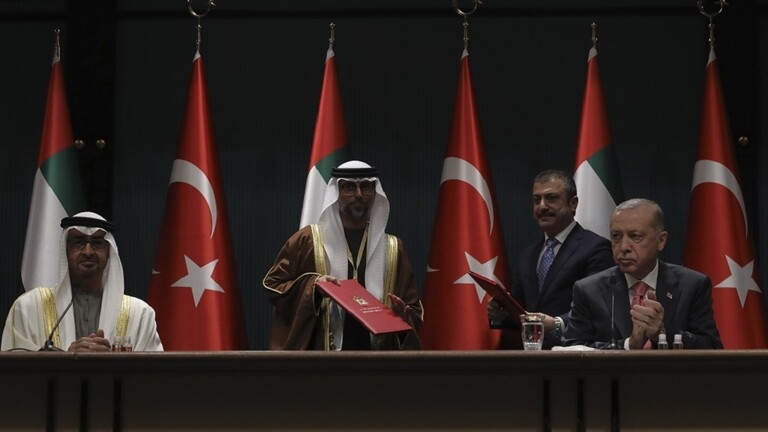 بلومبرغ: الإمارات تراهن على تركيا لفتح أسواق جديدة لتجارتها مع العالم