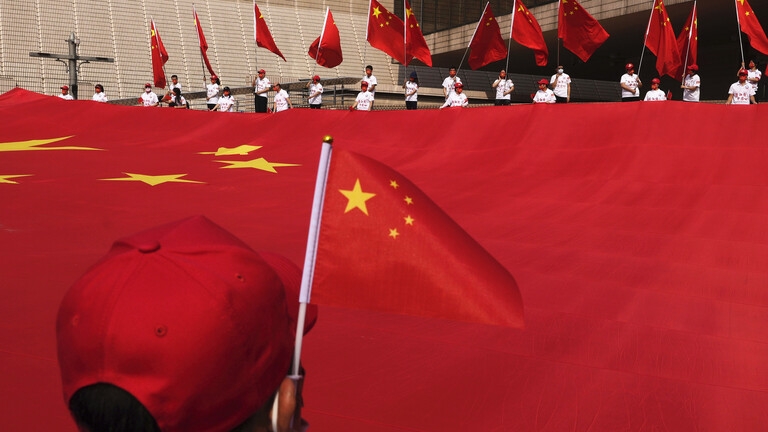 بكين: غير مهتمين بانتشال حطام الطائرة الأمريكية التي سقطت في بحر الصين الجنوبي