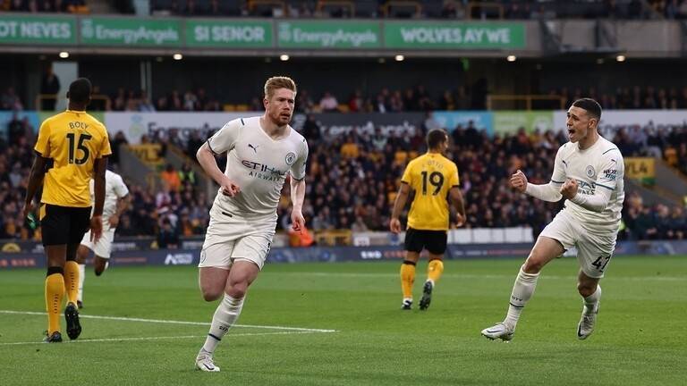 مانشستر سيتي على بعد خطوة من اللقب