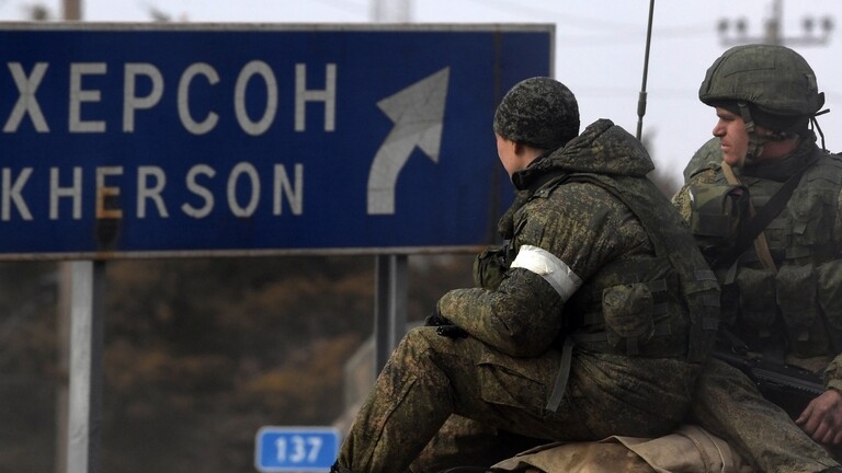 الجيش الروسي يجلي 127 شخصا من بينهم أجانب من خيرسون