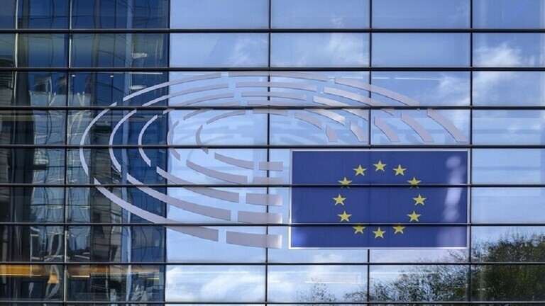 خبيرة تشيكية تتهم الاتحاد الأوروبي بالكيل بمكيالين في عقوباته ضد روسيا