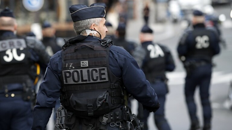شرطة مكافحة الإرهاب الفرنسية تتولى التحقيق في الاعتداء على القنصلية التركية بباريس