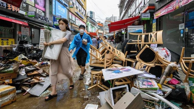 ارتفاع عدد القتلى بسبب الأمطار الغزيرة الى 13 شخصا في كوريا الجنوبية