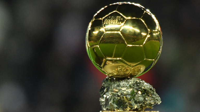 فرانس فوتبول تعلن رسميا.. قائمة المرشحين للفوز بالكرة الذهبية