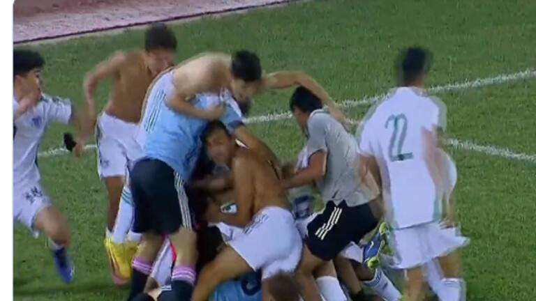 منتخب الجزائر يهزم المغرب ويتوج بكأس العرب للناشئين