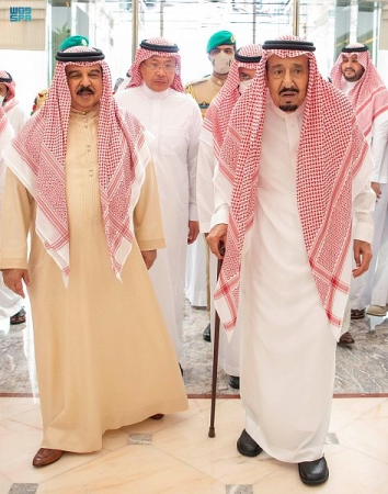 خادم الحرمين الشريفين يستقبل ملك مملكة البحرين