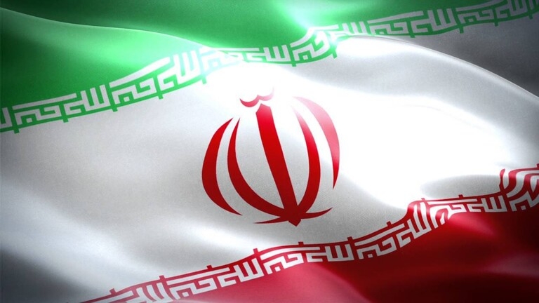محكمة أمريكية تفرض على إيران تعويضات بقيمة 34.8 مليون دولار لعائلة صحفي توفي في السجن