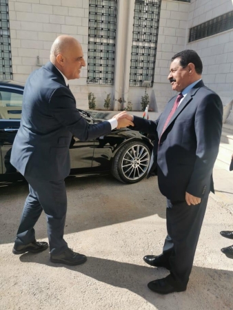السفير الأذربيجاني يزور محافظة مادبا