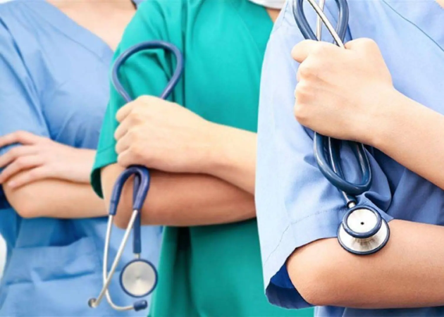 مجلس الوزراء يقرر منح الممرضين في وزارة الصحة مكافأة شهرية