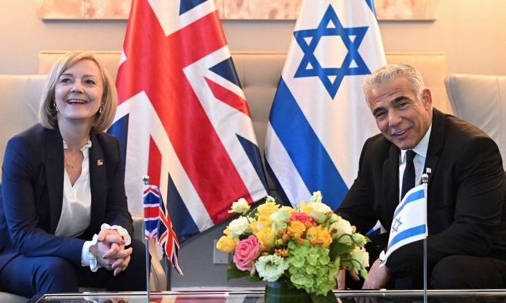 فايننشال تايمز: ضغوط على ليز تراس للتخلي عن قرارها بنقل السفارة البريطانية في إسرائيل