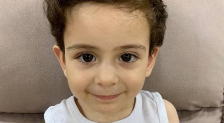 والدة الطفل راكان تكشف تفاصيل مرض ابنها