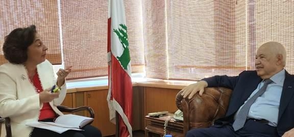وزيرة التنمية وأبوغزاله يبحثان سبل تفعيل اتفاقية محو الأمية الرقمية مع الحكومة اللبنانية