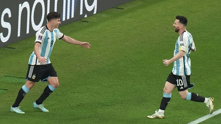 الأرجنتين تبلغ الدور ربع النهائي عقب قوزها على استراليا لمونديال قطر