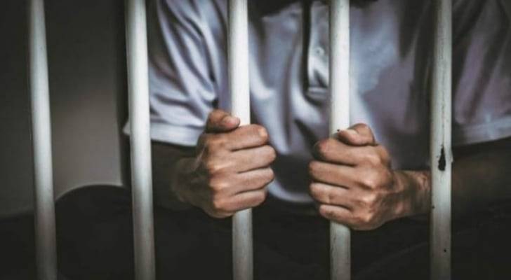 خبير قانوني: 32 ألف مطلوب يسري عليهم قرار تمديد أمر الدفاع 28