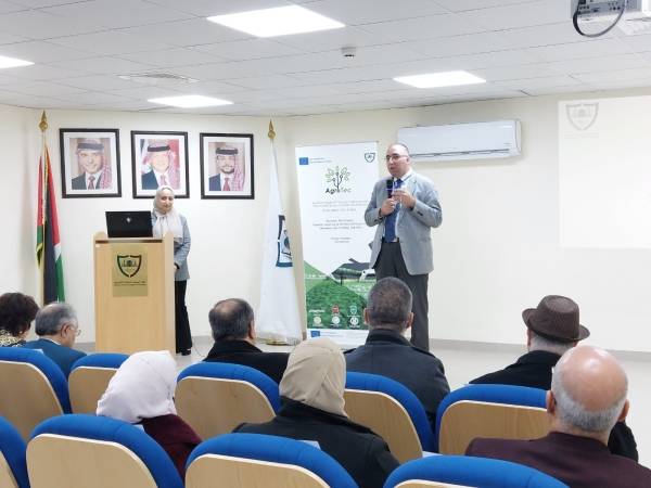 عميد الكلية الجامعية للتكنولوجيا ــ ابو علندا يفتتح  فعاليات اليوم الثاني للمشروع الأوروبي للزراعة الذكية