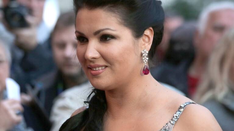 منعت مغنية روسية من تقديم عروضها.. تغريم دار أوبرا أمريكية شهيرة بأكثر من 200 ألف دولار