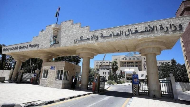 الأشغال تعلن فتح غرف الطوارئ الأحد تزامنًا مع الظروف الجوية المتوقعة