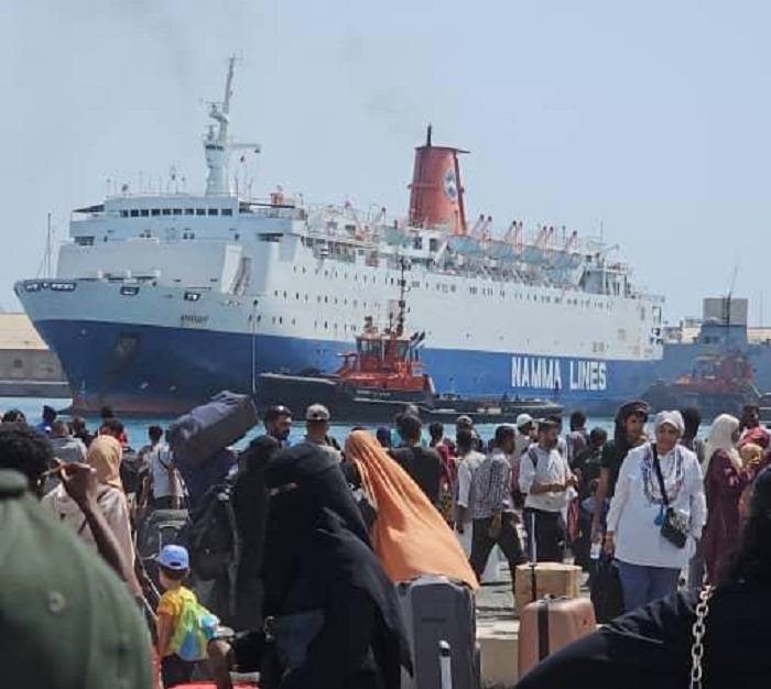 أخبارنا | "الخارجية الفلسطينية ": اكتمال وصول المجموعة الأولى من أبناء جاليتنا في السودان إلى جدة