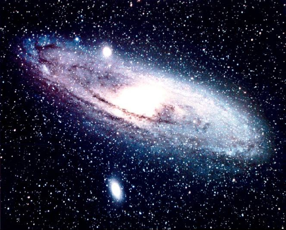 اكتشاف مجرة تبعد 25 مليون سنة ضوئية