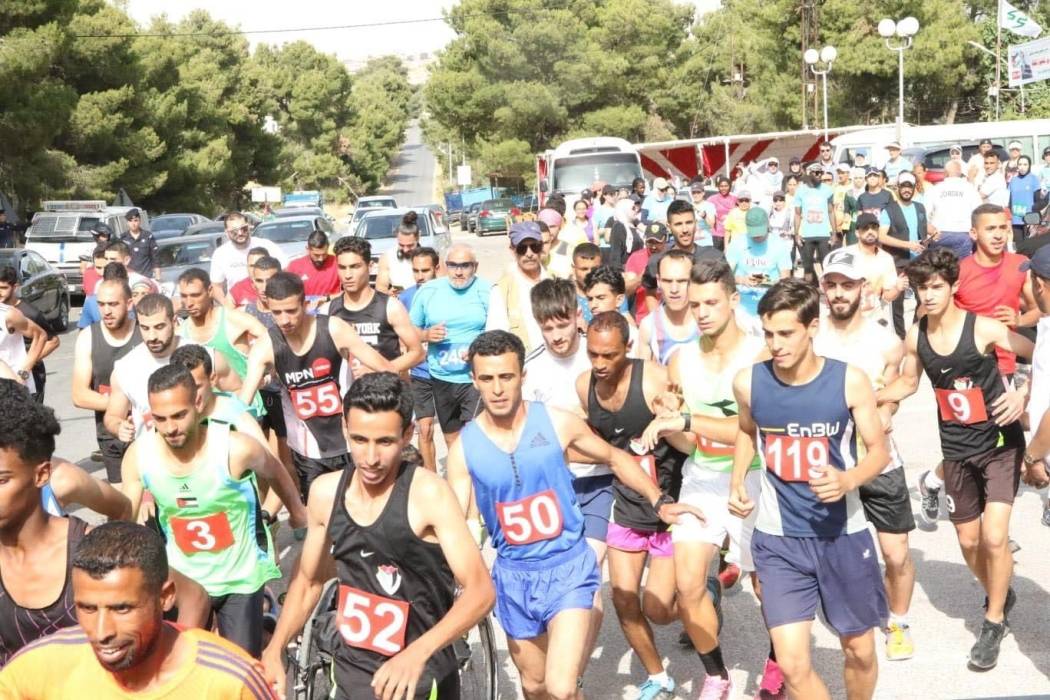 يقام احتفالاً بعيد الإستقلال وحفل زفاف سمو ولي العهد وعيد ميلاد الأميرة هيا بنت الحسين