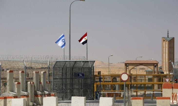 شرطي مصري يقتل 3 جنود إسرائيليين ويصيب اثنين