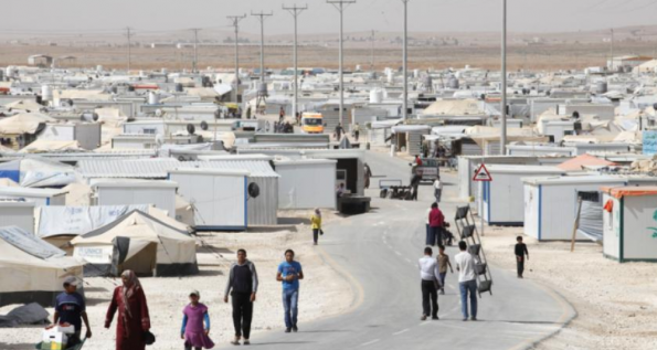 في دراسة مسحية : 0.8 من اللاجئين السوريين بالأردن ينوون العودة لبلادهم