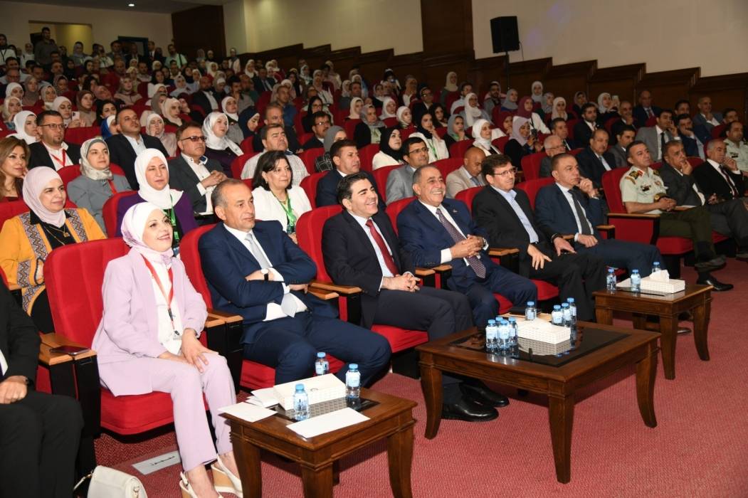 انطلاق أعمال المؤتمر الدولي الرابع لكلية طب الأسنان في جامعة العلوم والتكنولوجيا