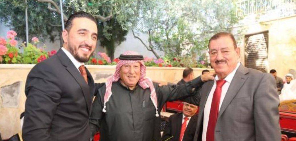 الكابتن ايمن الفاعوري يهنئ عمه بمناسبة خطوبة إبنه