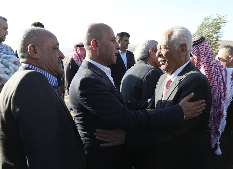 رئيس الديوان الملكي الهاشمي يعزي بعشيرة الكركي