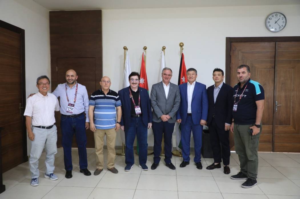 وزير الشباب يلتقي أسرة المصارعة الآسيوية