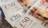 بريطانيا: تغريم البنوك في حالة لم توفر خدمة سحب الأموال بدون رسوم لعملائها
