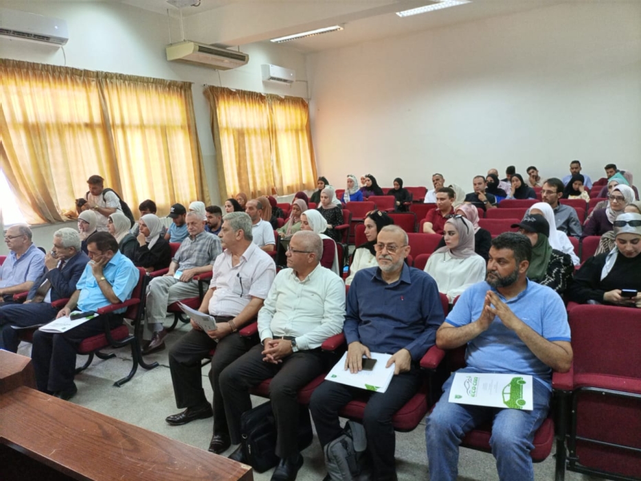 ورشة علمية في كلية الحصن الجامعية بعنوان: (إدارة مخلفات معاصر الزيتون )